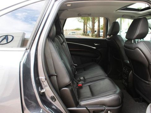 Used 2018 Acura MDX FWD image 16