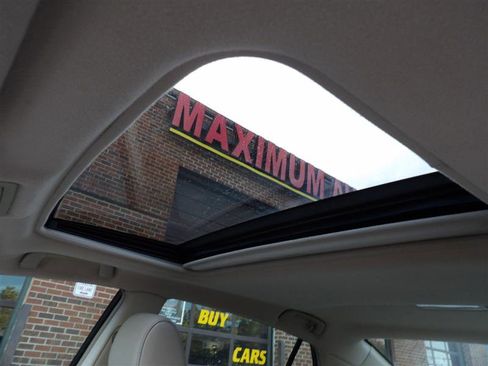 Used 2007 Toyota Avalon XLS image 9