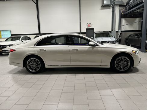 Certified 2023 Mercedes-Benz S 580 4MATIC Sedan image 6