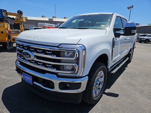 New 2026 Ford F250 Lariat w/ Chrome Package AWD/4WD image 4