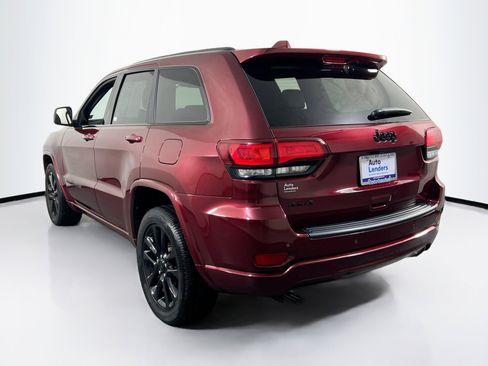 Used 2022 Jeep Grand Cherokee Laredo X image 7