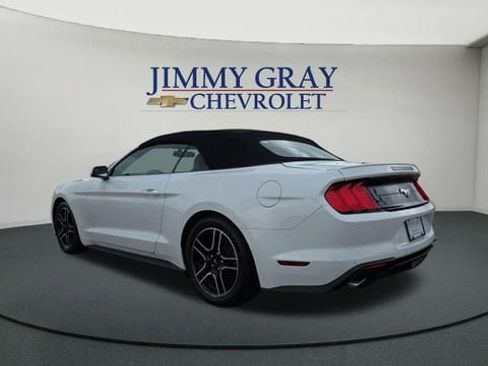 Used 2020 Ford Mustang Premium image 3