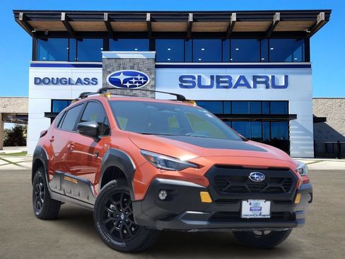 Certified 2025 Subaru Crosstrek 2.5i Wilderness w/ Crosstrek Mirror Package AWD/4WD image 1