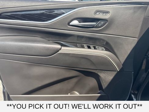 Used 2024 Cadillac Escalade Sport AWD/4WD image 10