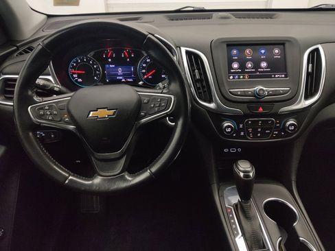 Used 2021 Chevrolet Equinox LT FWD image 22