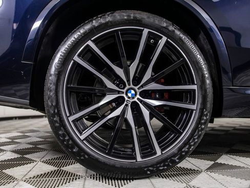 Used 2023 BMW X5 xDrive40i w/ M Sport Package AWD/4WD image 39