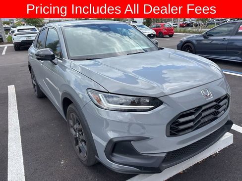 Used 2024 Honda HR-V Sport image 3