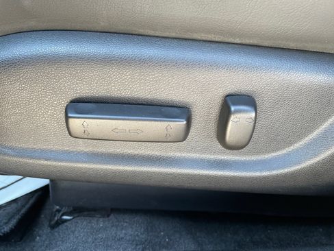 Used 2011 Acura TSX Sedan image 11