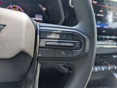 New 2026 Chevrolet Colorado W/T image 25