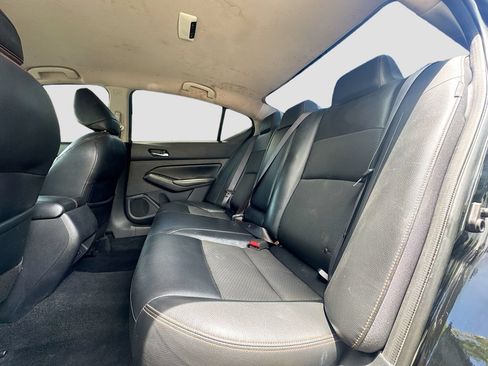 Used 2019 Nissan Altima 2.5 SR FWD image 23