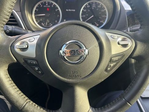 Used 2019 Nissan Sentra SV image 5