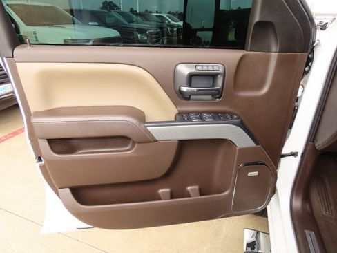 Used 2019 Chevrolet Silverado 3500 LTZ w/ Duramax Plus Package image 24