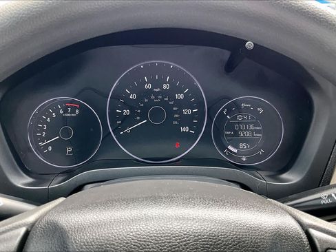 Used 2018 Honda HR-V LX image 26