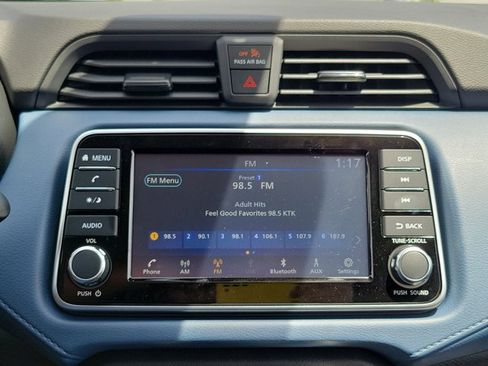 Used 2025 Nissan Versa SV w/ Trunk Package FWD image 23