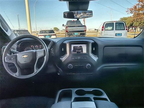Certified 2025 Chevrolet Silverado 1500 Custom image 19