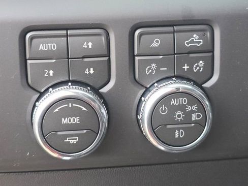 New 2026 GMC Sierra 2500 AT4X AWD/4WD image 31