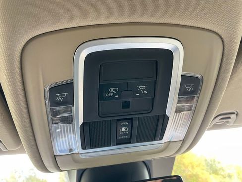 Used 2021 RAM 1500 Laramie w/ Off Road Group image 15