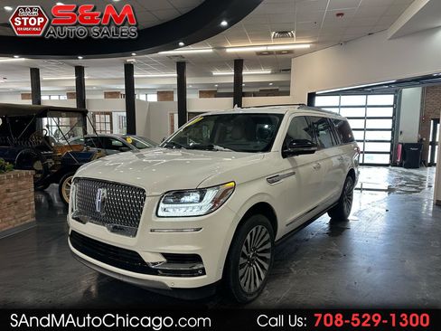 Used 2021 Lincoln Navigator L Reserve w/ Luxury Package image 1