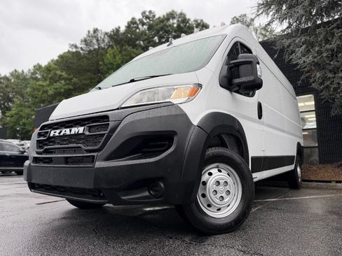 Used 2023 RAM ProMaster 2500 FWD image 2