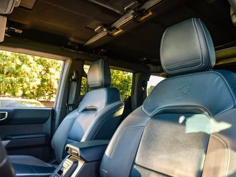 Used 2022 Ford Bronco Outer Banks image 19