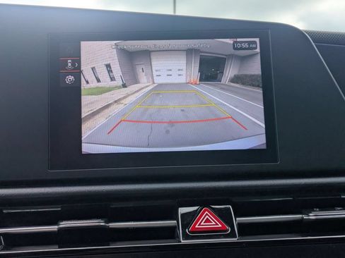 Used 2025 Kia Niro LX FWD image 20