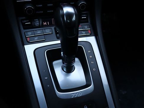 Used 2017 Porsche 718 Cayman image 23