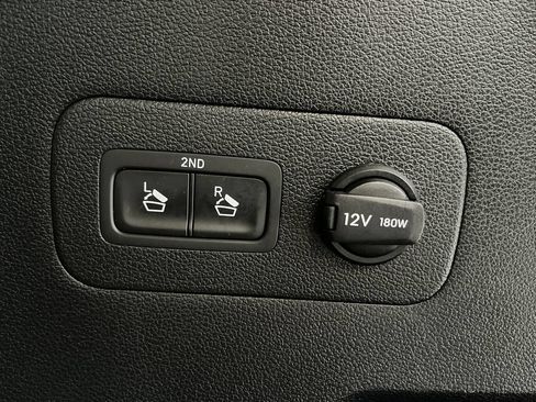 Used 2019 Hyundai Santa Fe AWD image 35