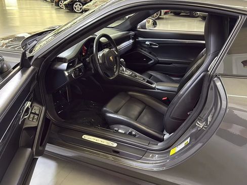 Used 2013 Porsche 911 Carrera 4S w/ Bose Audio Pkg AWD/4WD image 16