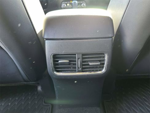 Used 2019 MAZDA CX-5 Touring image 20