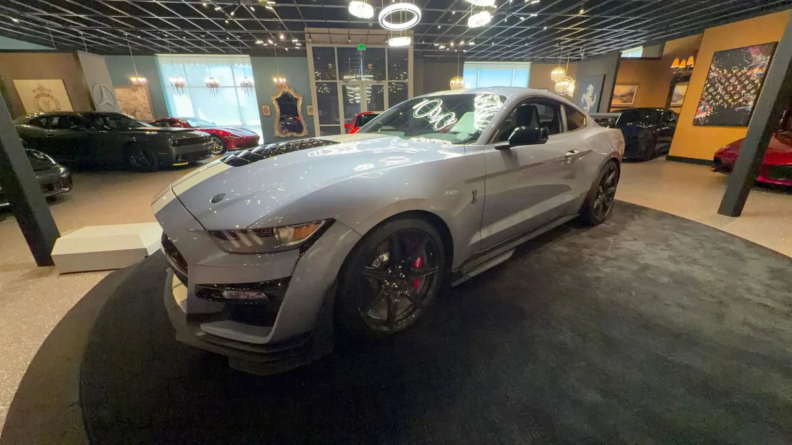 Used 2022 Ford Mustang Shelby GT500 w/ Carbon Fiber Track Pack RWD image 1