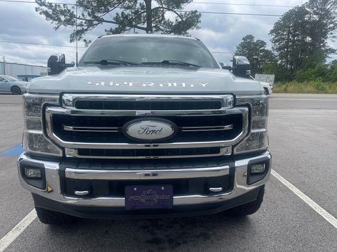 Used 2022 Ford F250 Lariat w/ Chrome Package AWD/4WD image 2