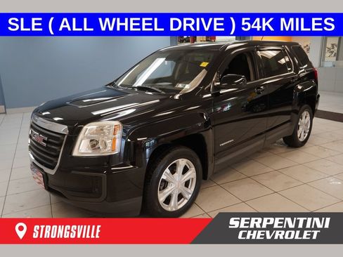 Used 2017 GMC Terrain SLE AWD/4WD image 1