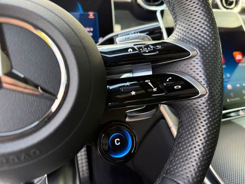 Certified 2025 Mercedes-Benz GLC 43 AMG 4MATIC image 21