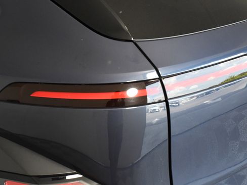 Used 2024 Hyundai Kona Limited image 33