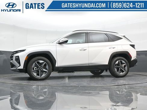 Used 2025 Hyundai Tucson SEL AWD/4WD image 37
