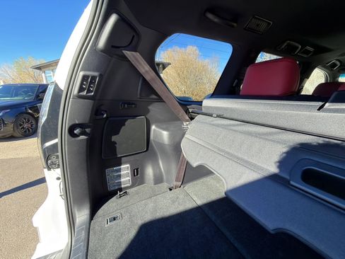 Used 2021 Lexus GX 460 Premium w/ Premium Plus Package image 13