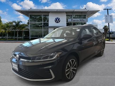 New 2025 Volkswagen Jetta SE FWD image 3