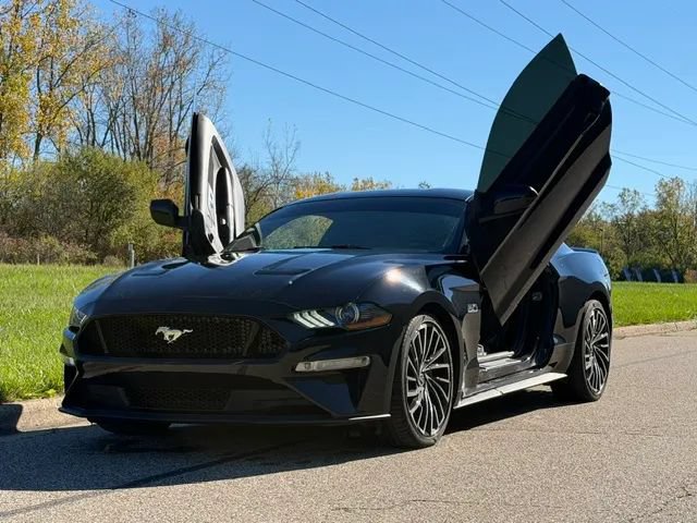 Used 2018 Ford Mustang GT w/ Equipment Group 301A RWD image 11