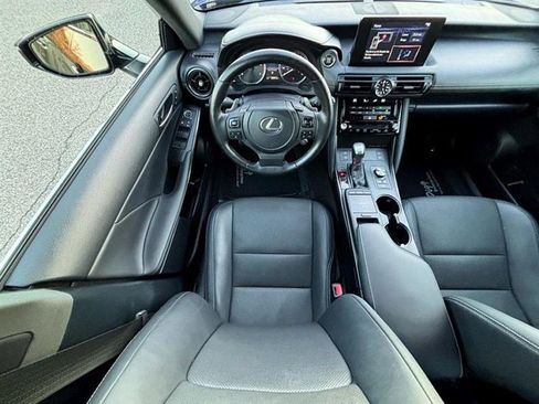 Used 2025 Lexus IS 300 w/ Premium Package image 11