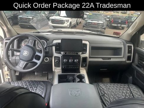 Used 2016 RAM 3500 Tradesman w/ Chrome Appearance Group AWD/4WD image 10