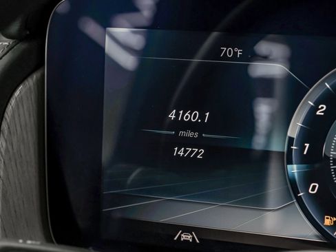 Used 2024 Mercedes-Benz G 550 image 23