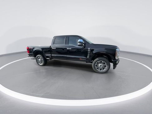 New 2026 Ford F350 Platinum w/ Platinum Plus Package AWD/4WD image 2