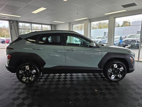 Used 2025 Hyundai Kona SEL AWD/4WD image 2
