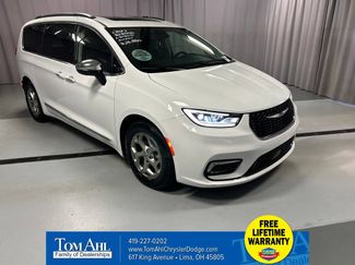 Used 2023 Chrysler Pacifica Limited FWD 360° Tour