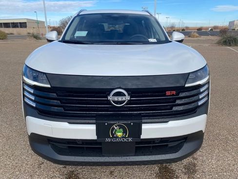 New 2025 Nissan Kicks SR image 9