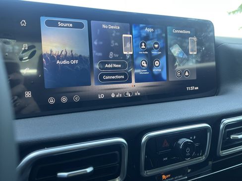 New 2026 Nissan Sentra SV w/ SV Convenience Package FWD image 5