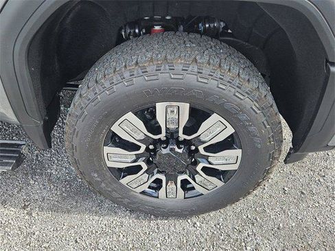 New 2026 GMC Sierra 2500 Denali w/ Denali Reserve Package image 16