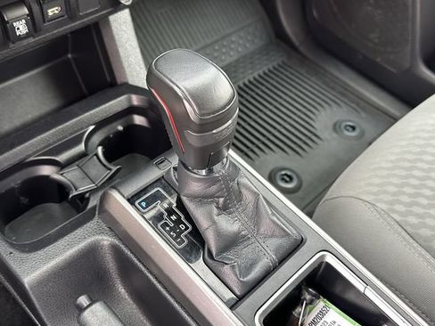Used 2023 Toyota Tacoma SR5 RWD image 22
