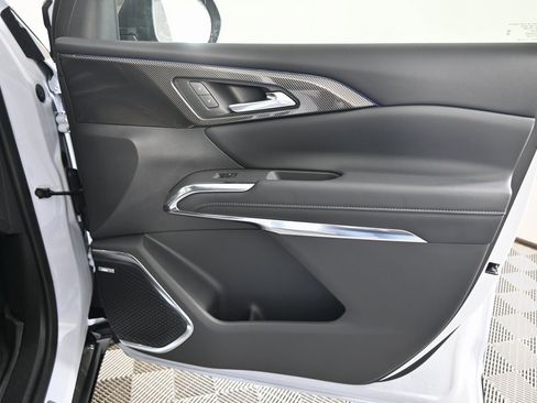 New 2026 Chevrolet Traverse High Country w/ LPO, Floor Liner Package image 12