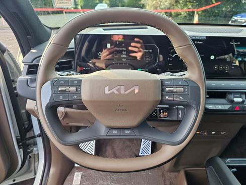 New 2026 Kia EV9 GT-Line image 11